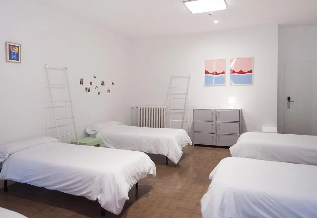 A Room In The City Hostel San Sebastian